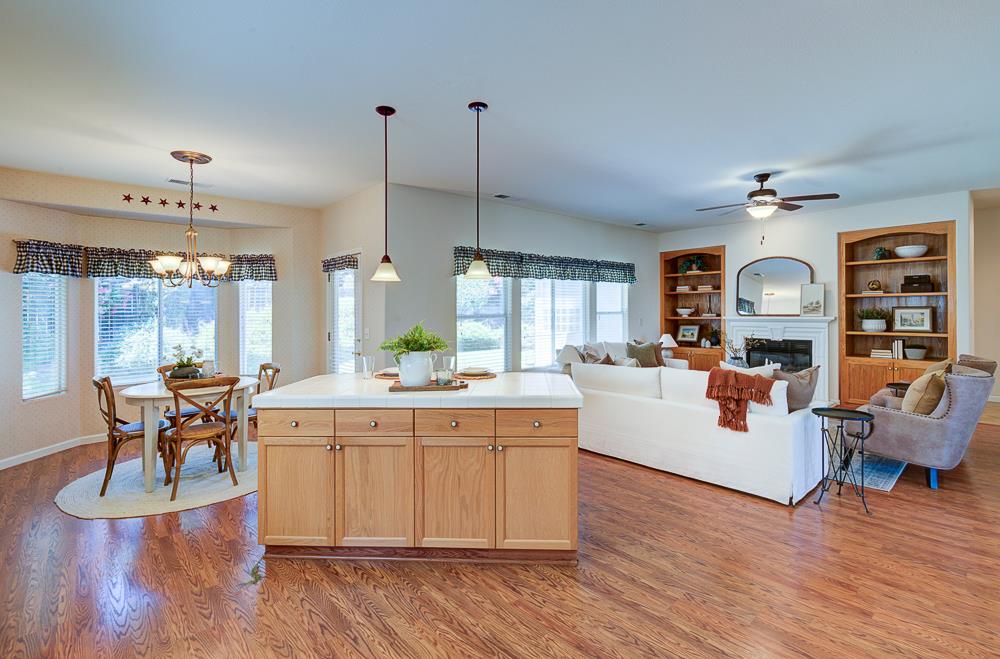 2671 Rall Ave, Clovis, CA 93611