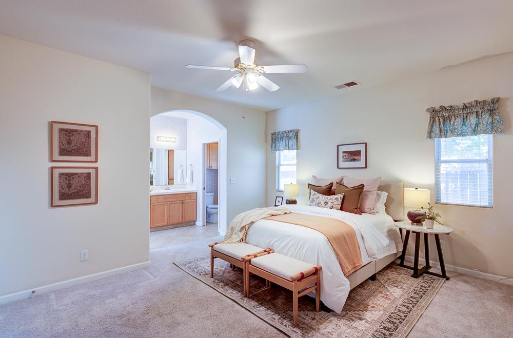 2671 Rall Ave, Clovis, CA 93611