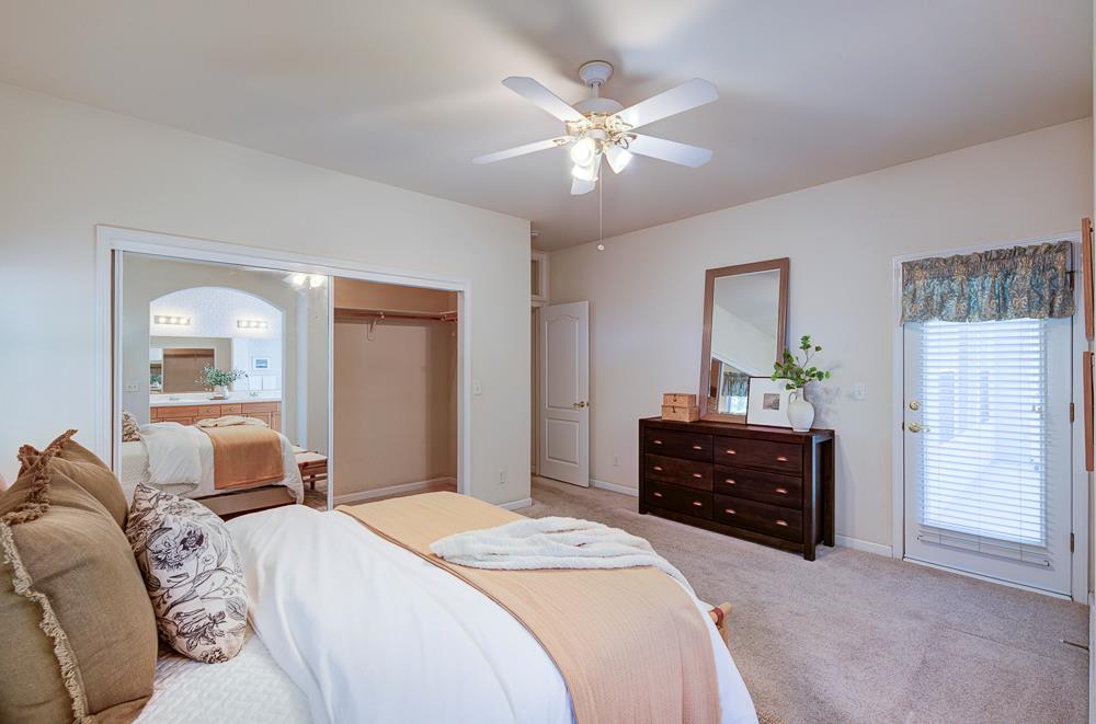 2671 Rall Ave, Clovis, CA 93611