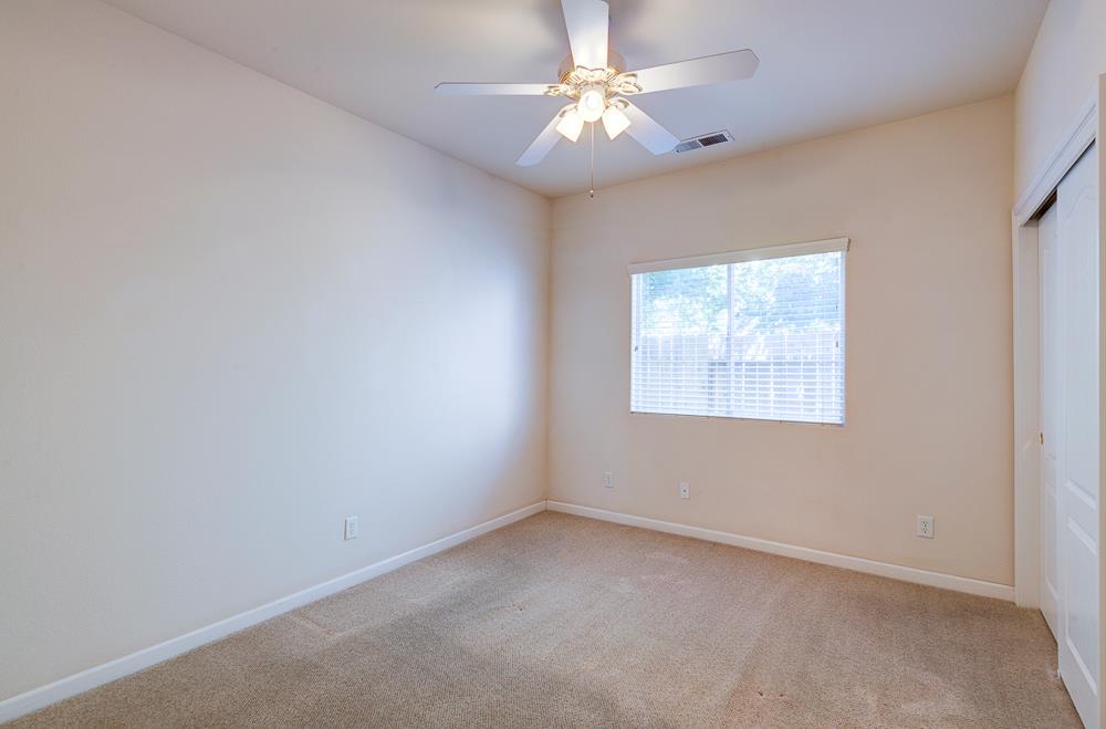 2671 Rall Ave, Clovis, CA 93611