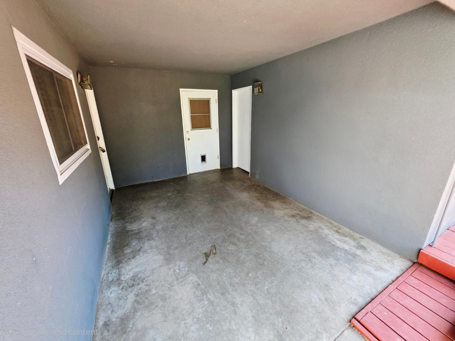 2214 Holt Ave, Sanger, CA 93657