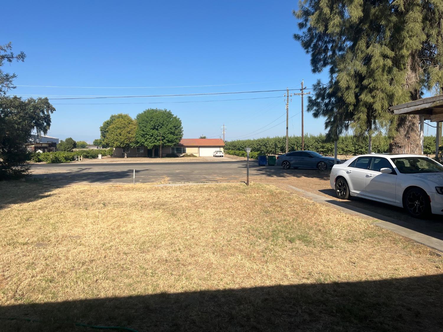 11597 S Academy Ave, Selma, CA 93662