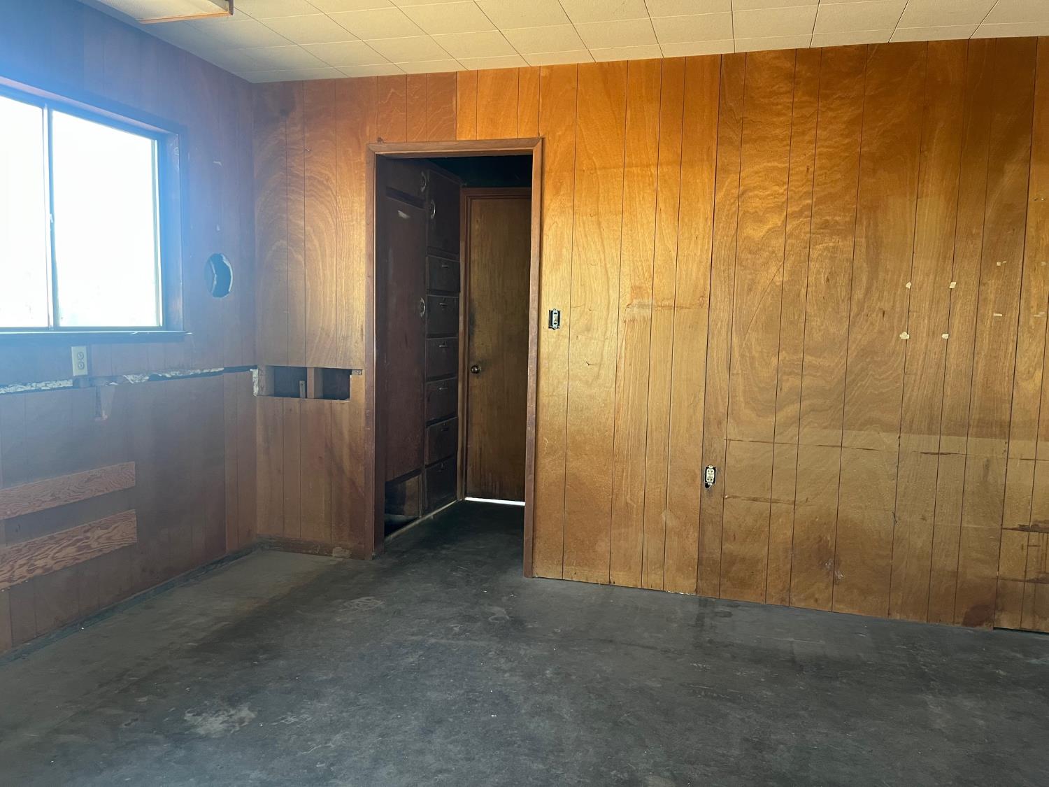 11597 S Academy Ave, Selma, CA 93662
