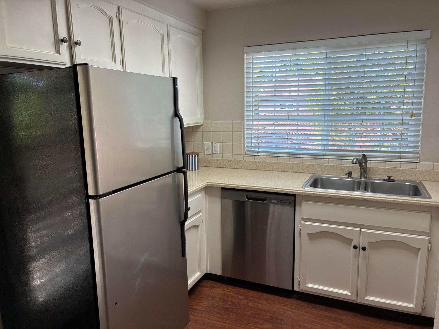 8147 N Cedar Ave #201, Fresno, CA 93720