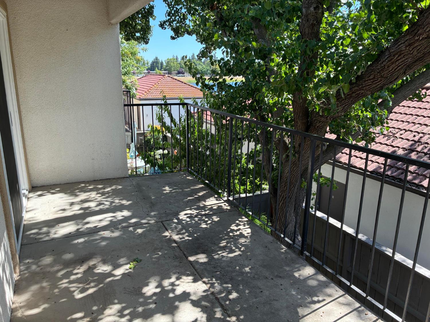 8147 N Cedar Ave #201, Fresno, CA 93720