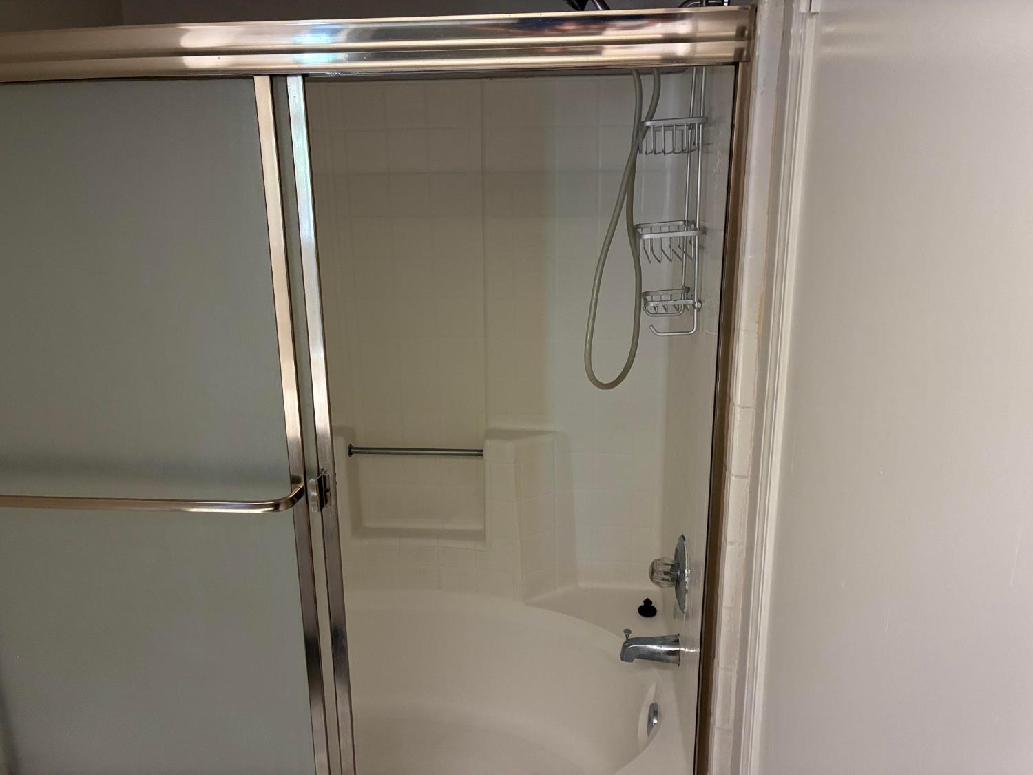 8147 N Cedar Ave #201, Fresno, CA 93720
