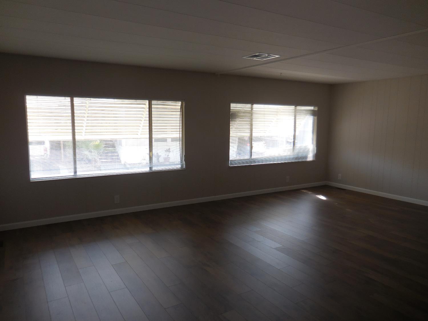 221 W Herndon Ave #49, Pinedale, CA 93650