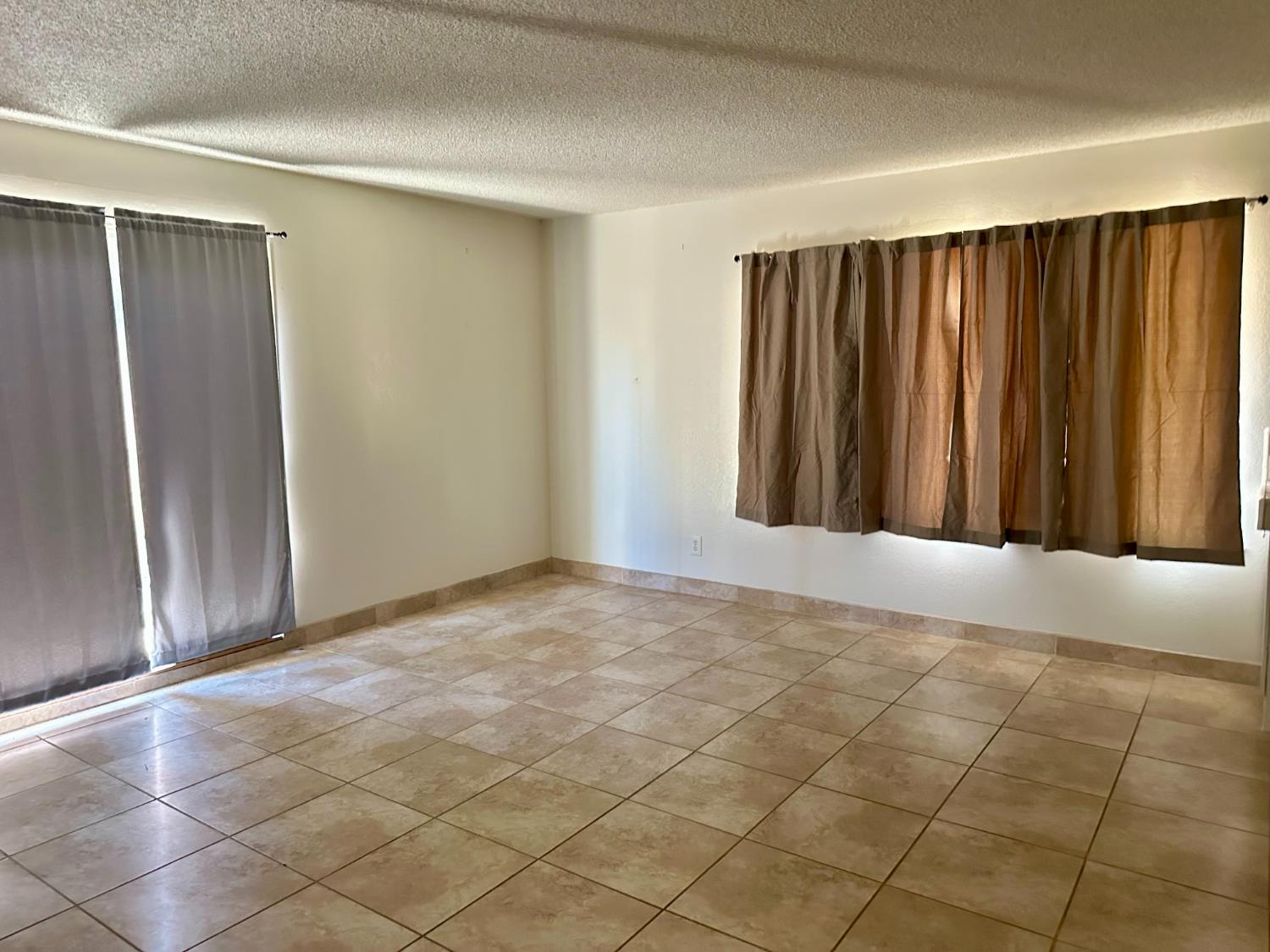 1117 Rogers, Madera, CA 93638