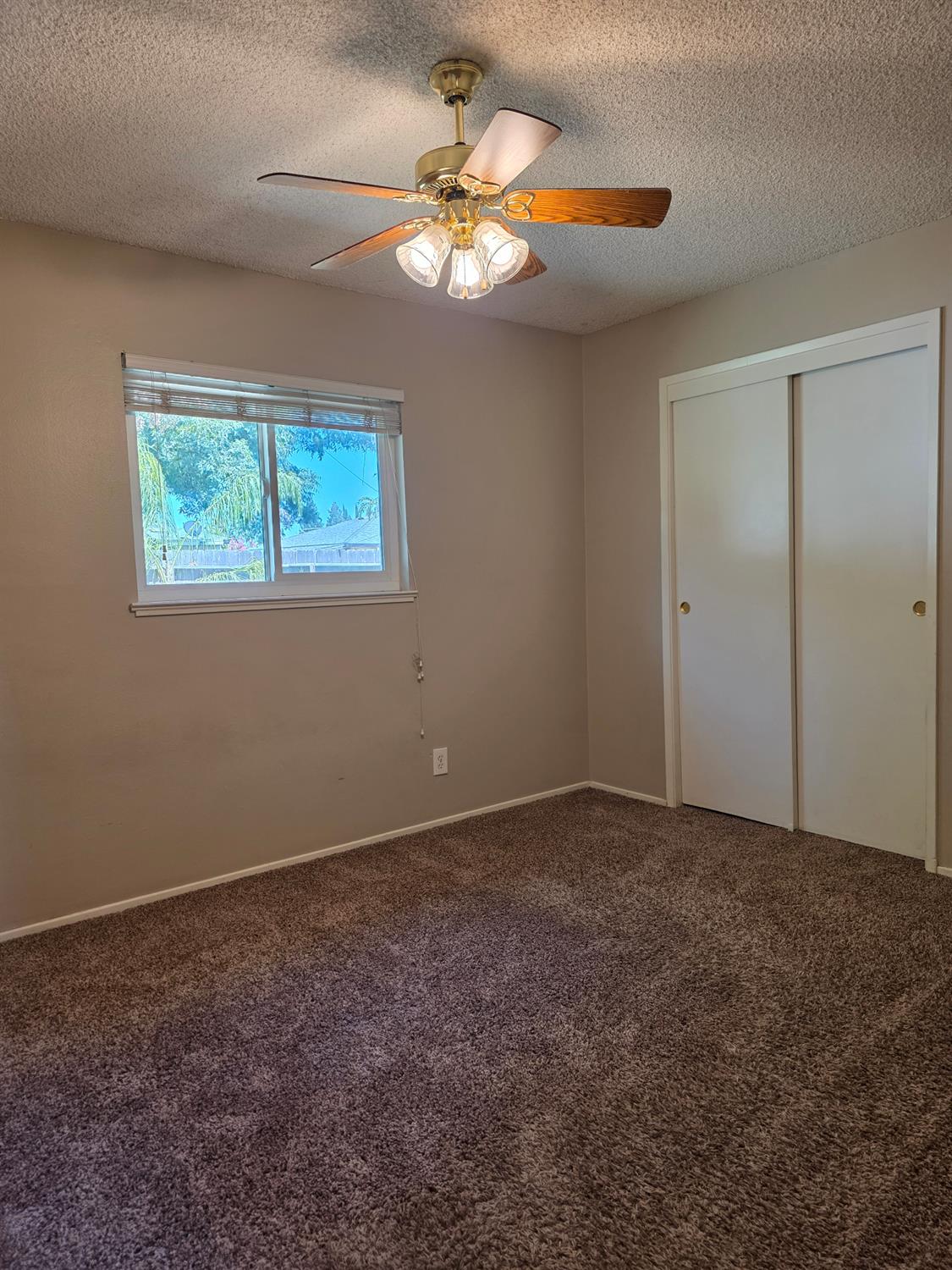 4056 N Argyle Ave, Fresno, CA 93727