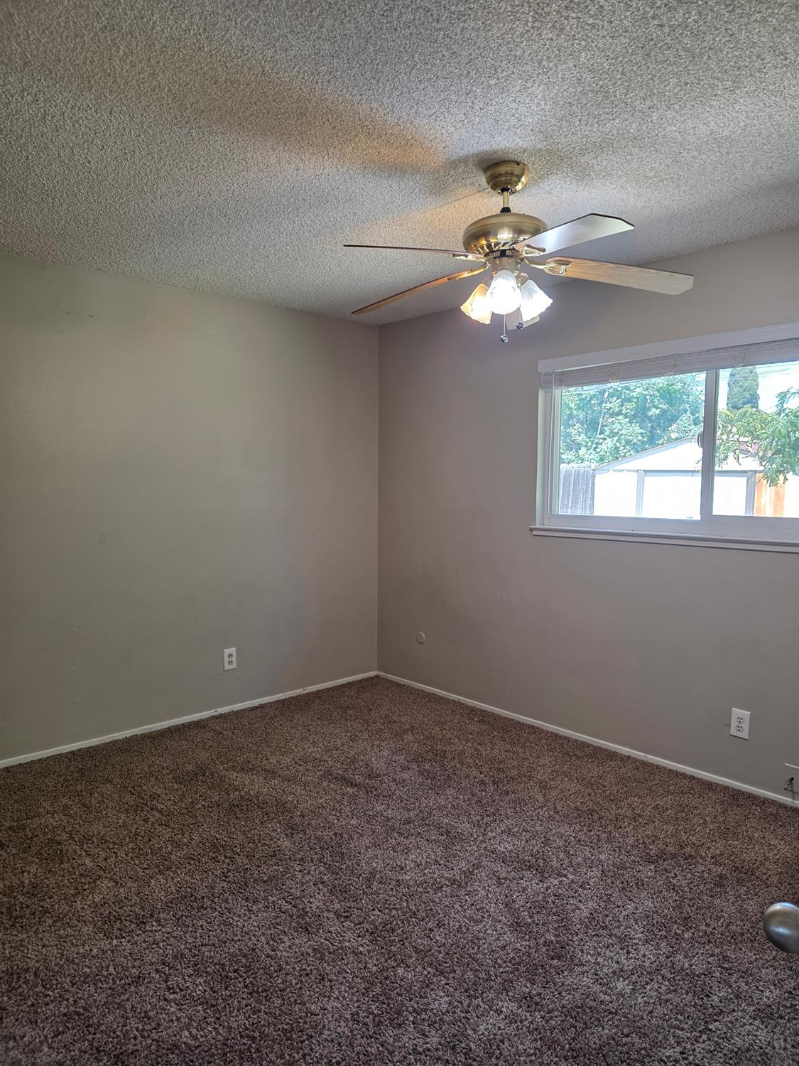 4056 N Argyle Ave, Fresno, CA 93727
