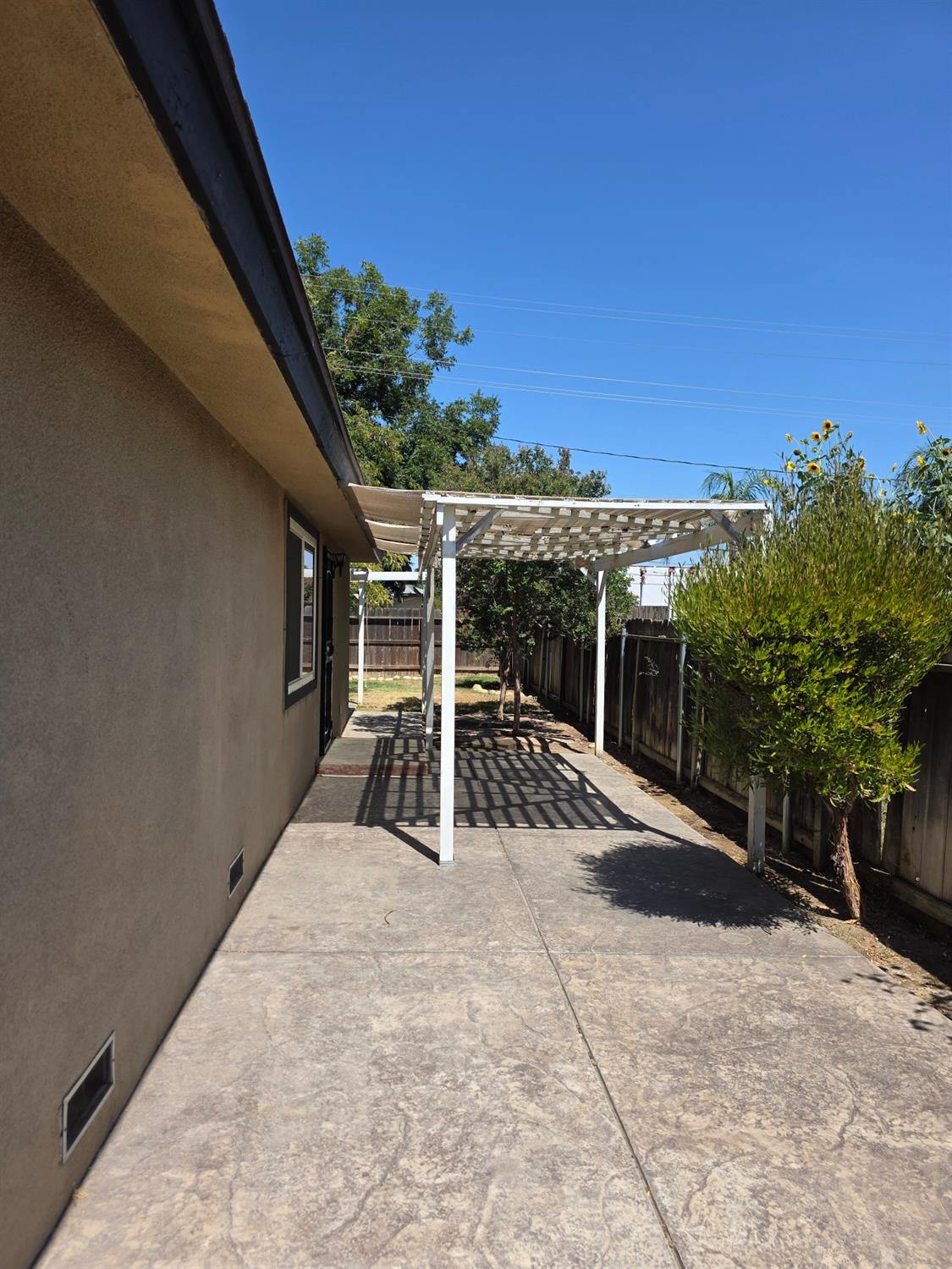 4056 N Argyle Ave, Fresno, CA 93727