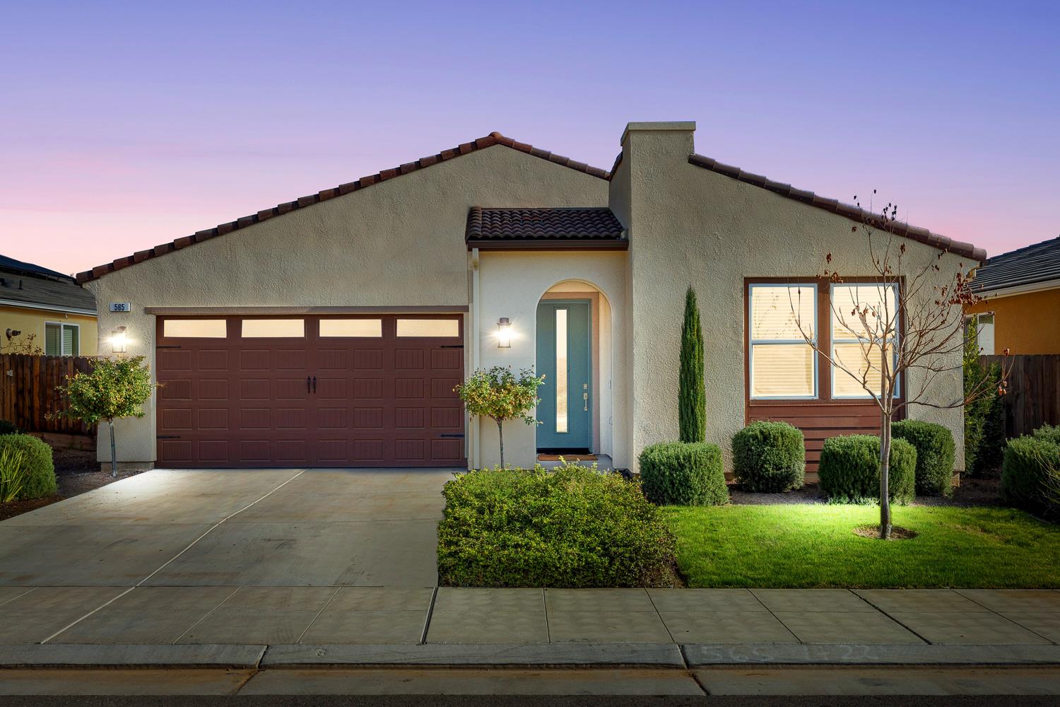 565 Traverse Dr S, Madera, CA 93636