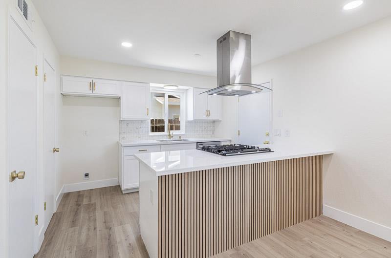 1644 Scott Ct, Clovis, CA 93611