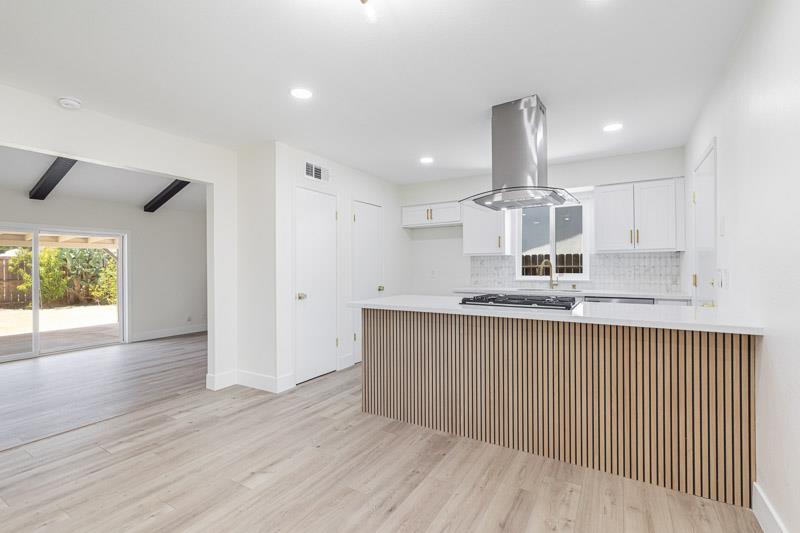 1644 Scott Ct, Clovis, CA 93611