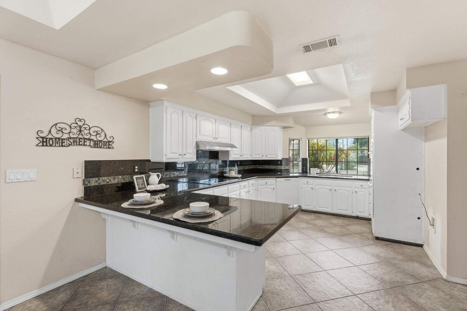 375 W Hagler Ave, Fresno, CA 93711