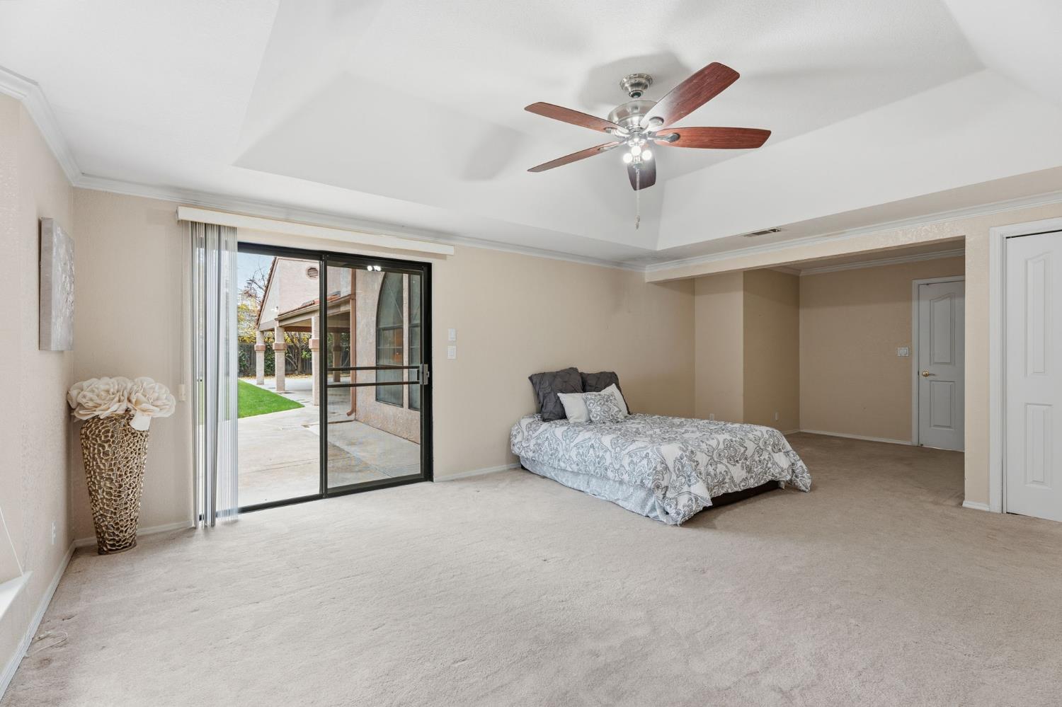 375 W Hagler Ave, Fresno, CA 93711