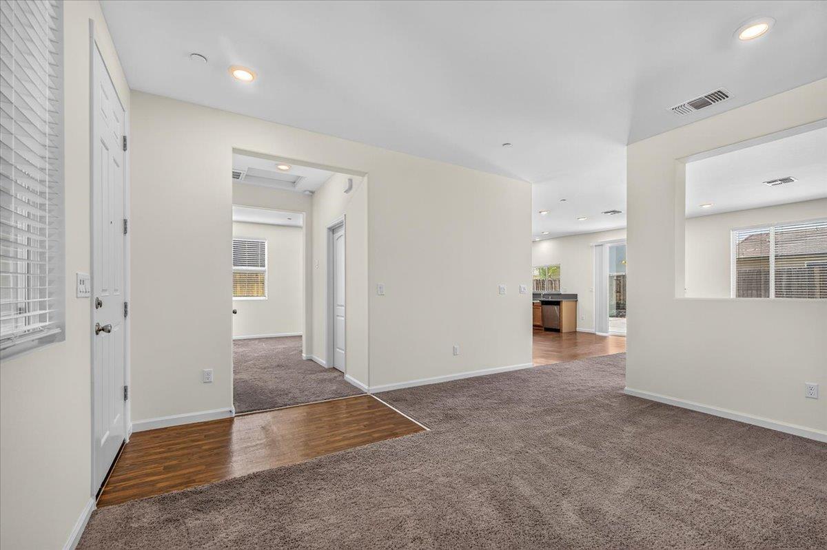 7157 E University Ave, Fresno, CA 93737