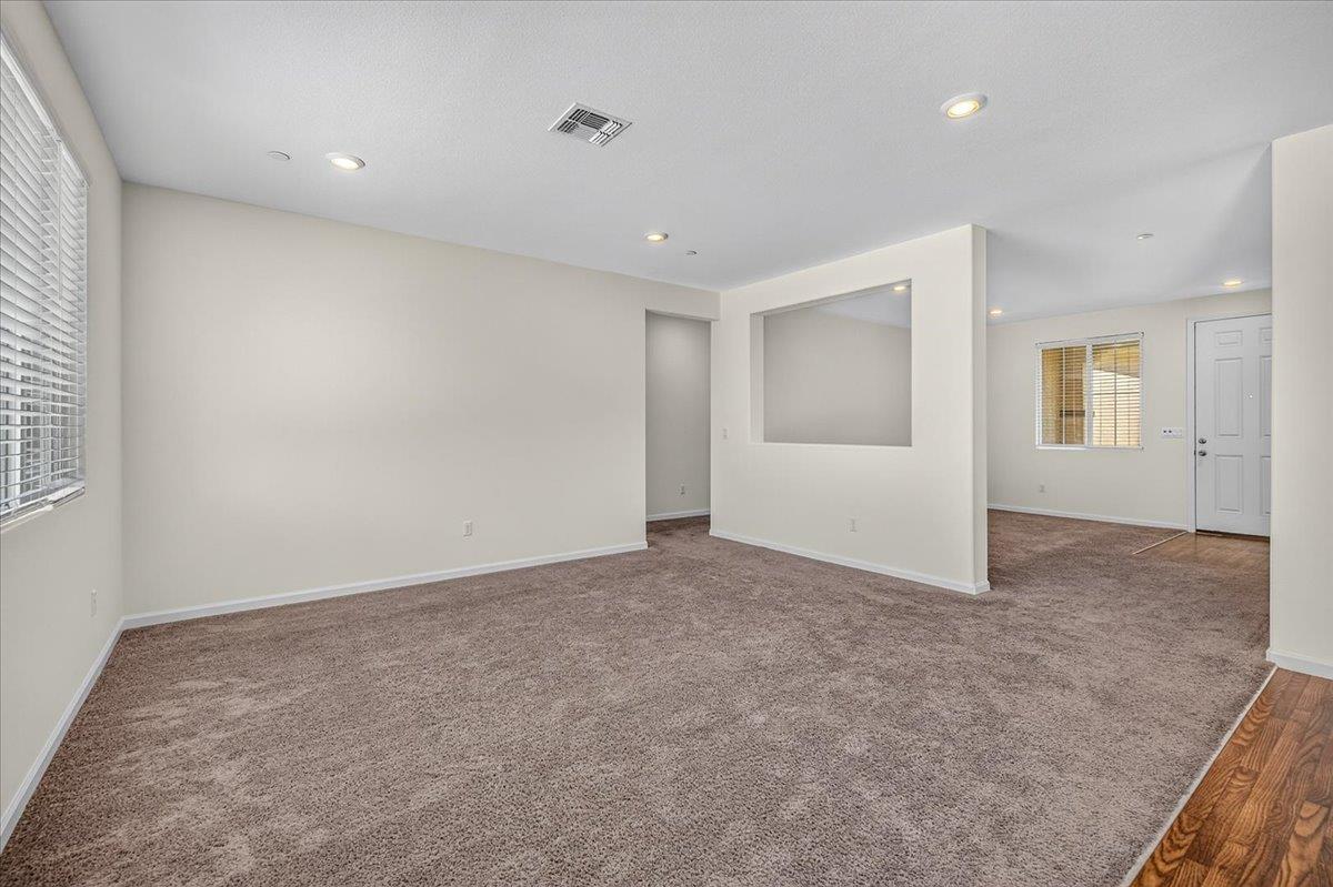 7157 E University Ave, Fresno, CA 93737
