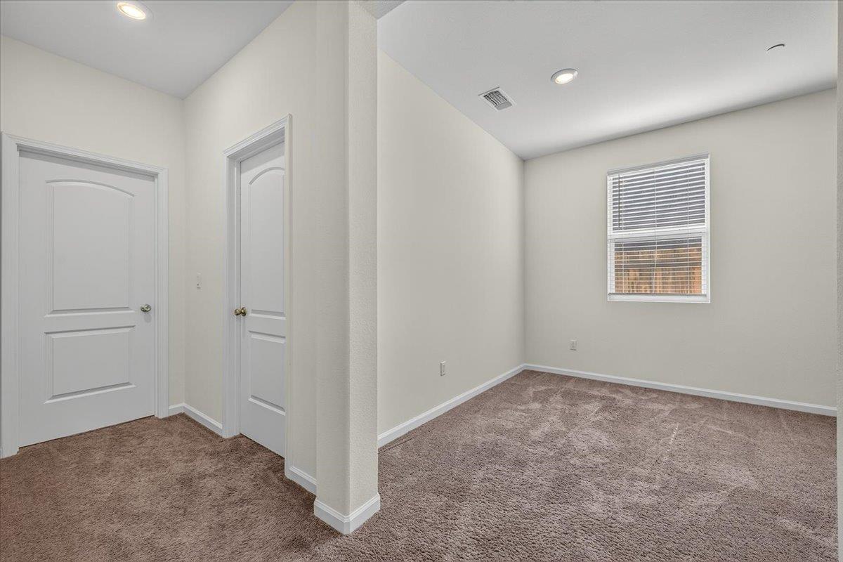 7157 E University Ave, Fresno, CA 93737