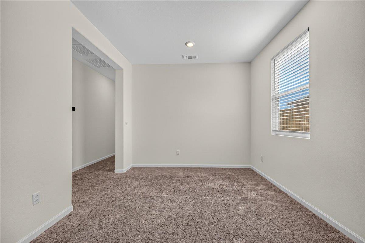 7157 E University Ave, Fresno, CA 93737