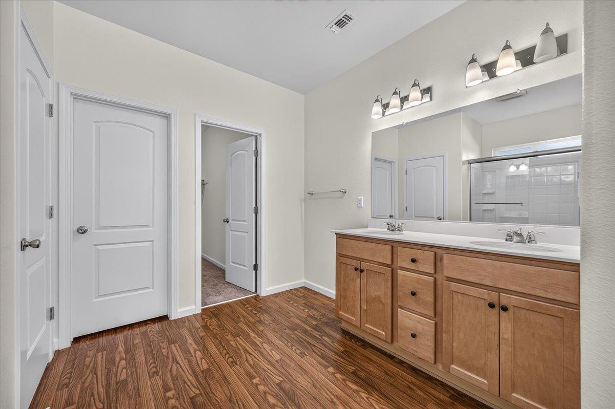 7157 E University Ave, Fresno, CA 93737