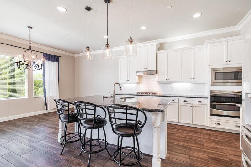 2674 Prescott Ave, Clovis, CA 93619