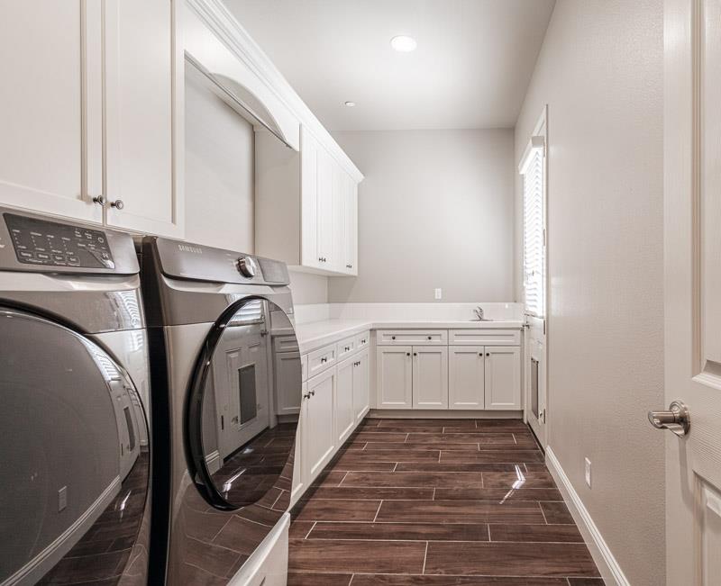 2674 Prescott Ave, Clovis, CA 93619