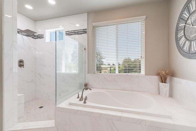 2674 Prescott Ave, Clovis, CA 93619