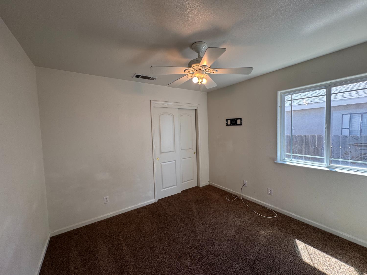 13476 S Pear Ave, Caruthers, CA 93609