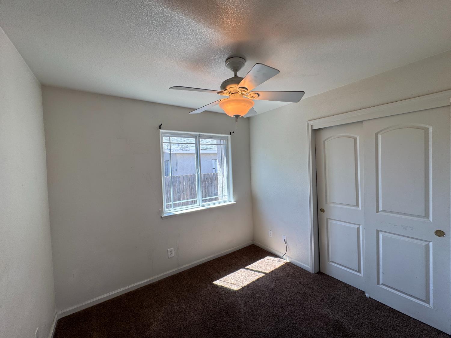 13476 S Pear Ave, Caruthers, CA 93609