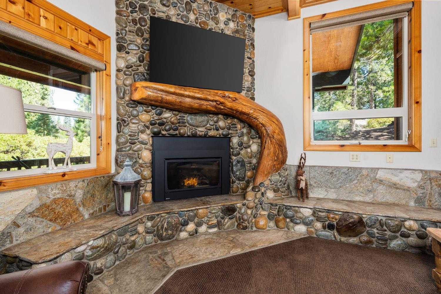 42331 Granite Rim, Shaver Lake, CA 93664