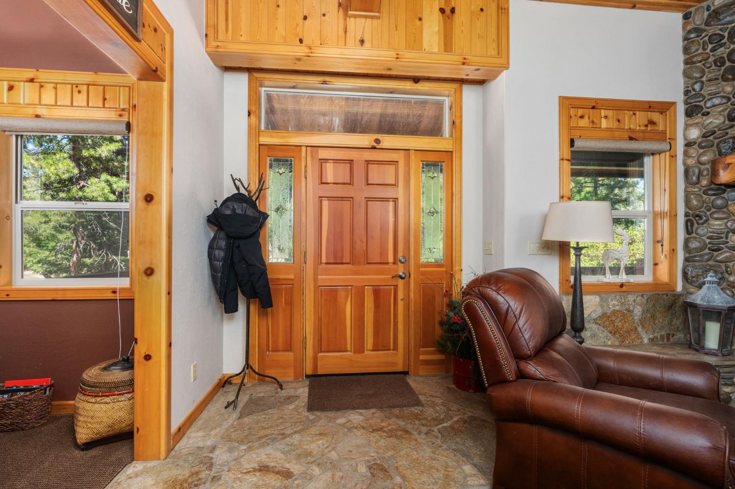 42331 Granite Rim, Shaver Lake, CA 93664