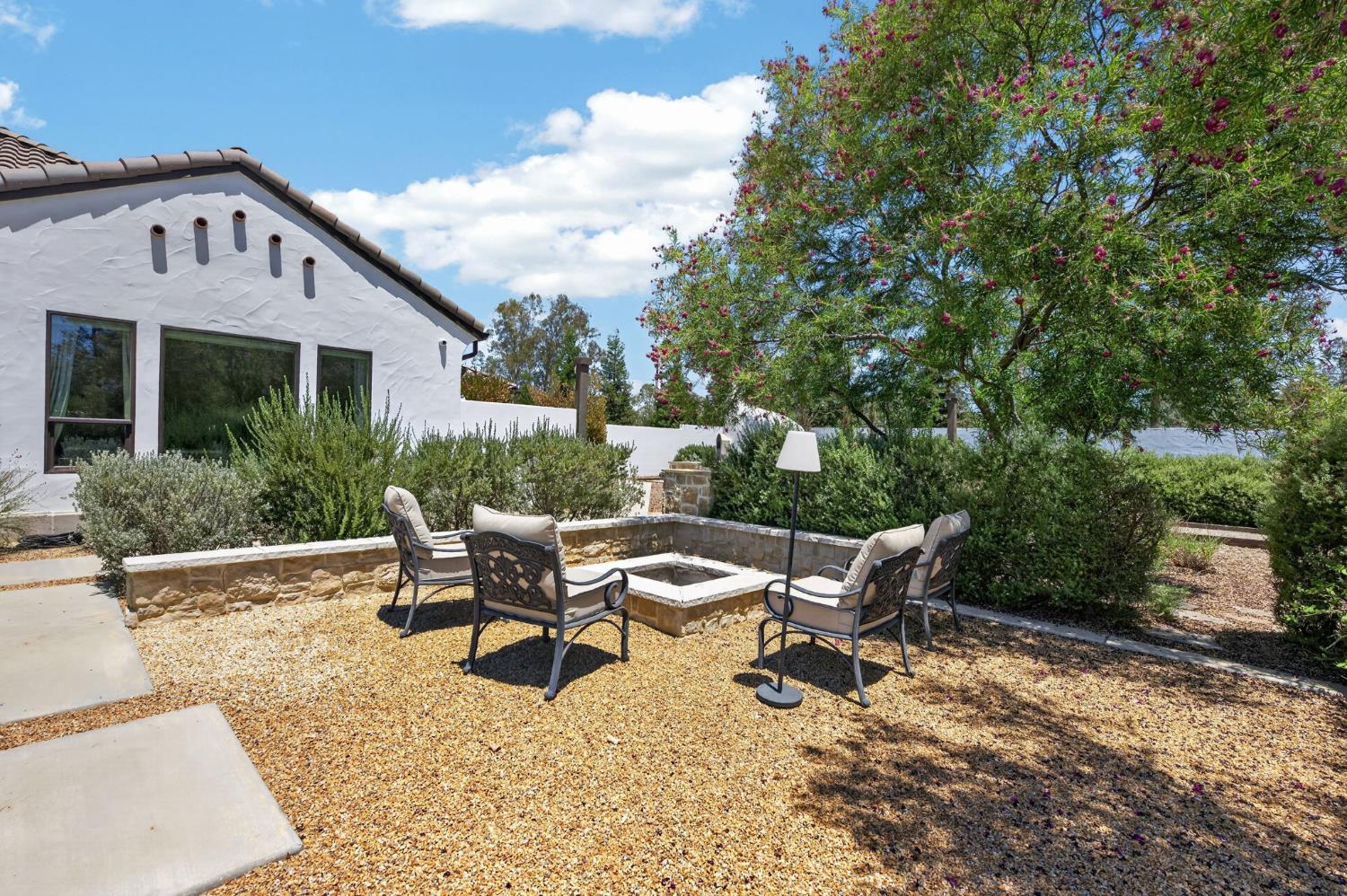 3825 Reno Ave, Clovis, CA 93619
