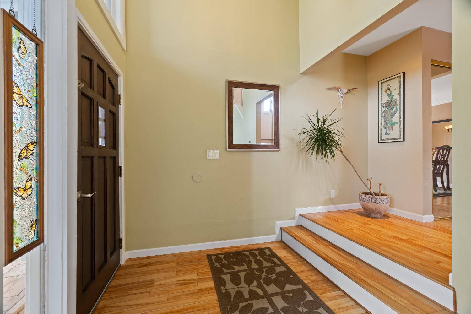 256 6th St, Half Moon Bay, CA 94037