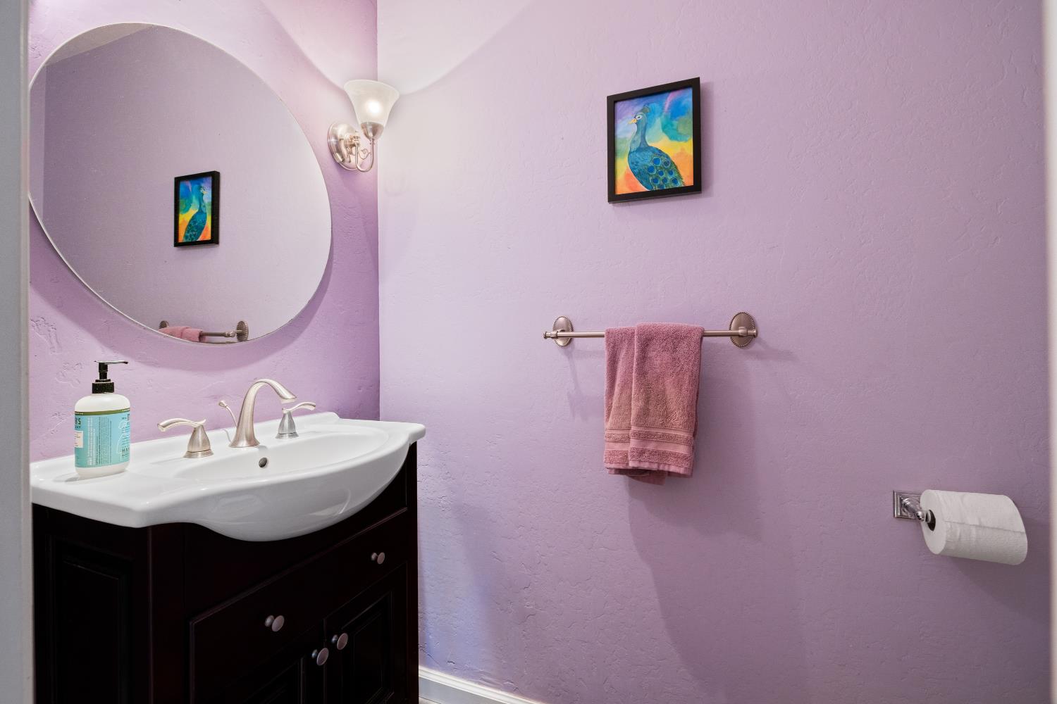 256 6th St, Half Moon Bay, CA 94037
