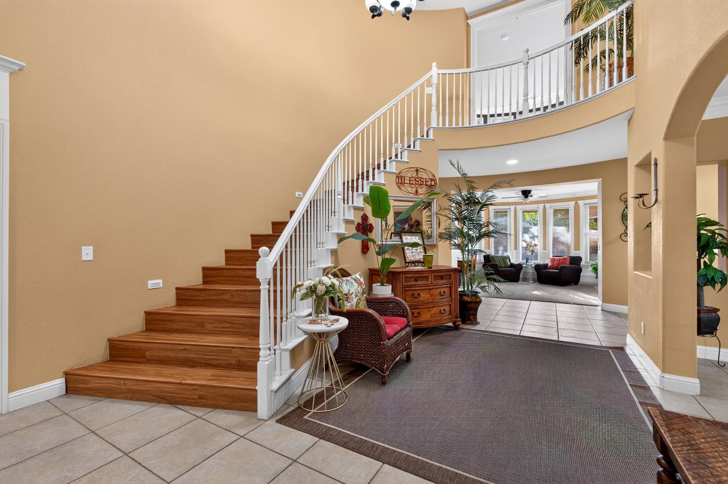 1720 N Filbert Ave, Clovis, CA 93619
