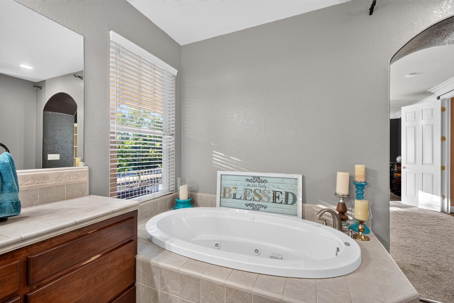 1720 N Filbert Ave, Clovis, CA 93619