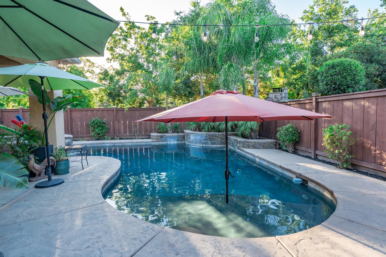 1720 N Filbert Ave, Clovis, CA 93619