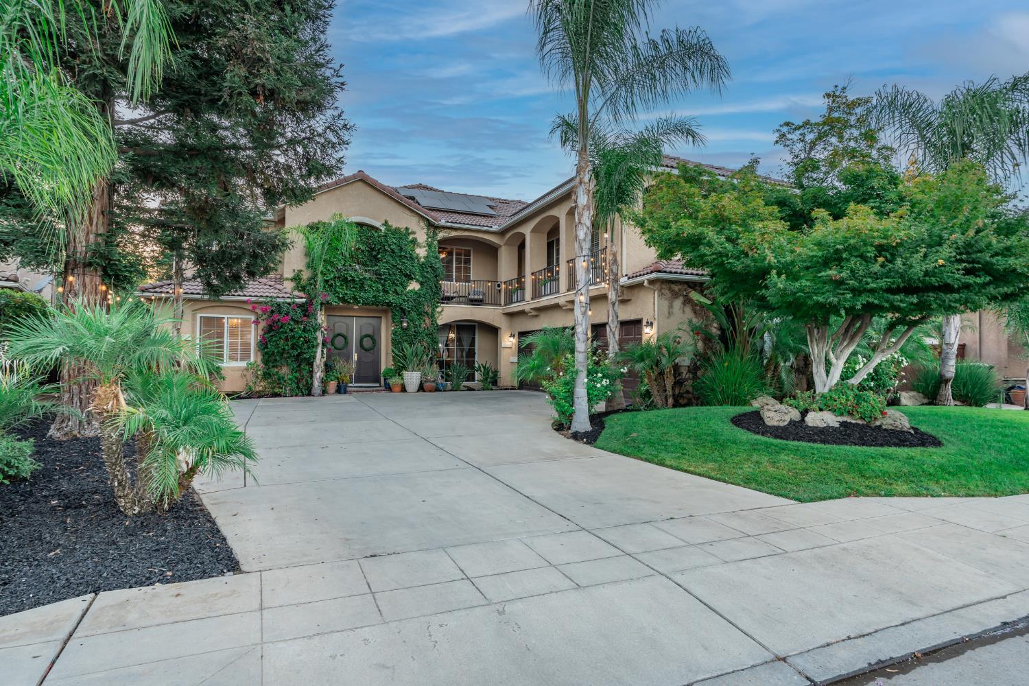 1720 N Filbert Ave, Clovis, CA 93619