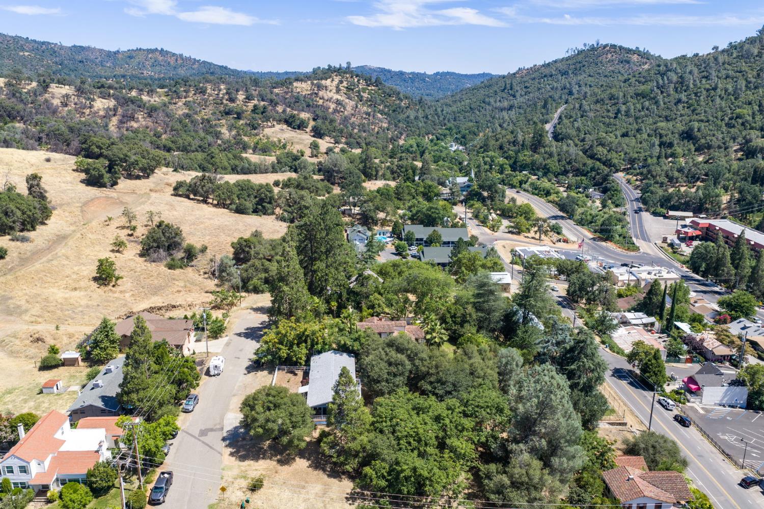 5029 Jones St, Mariposa, CA 95338
