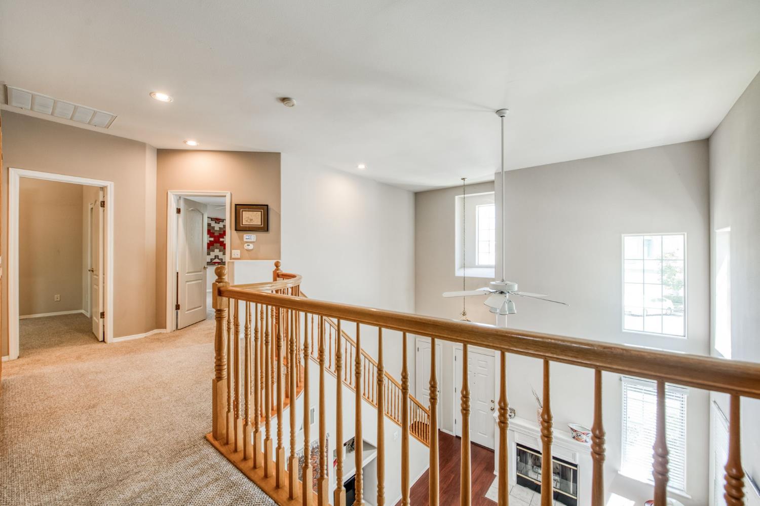 1083 E Monticello Cir, Fresno, CA 93720