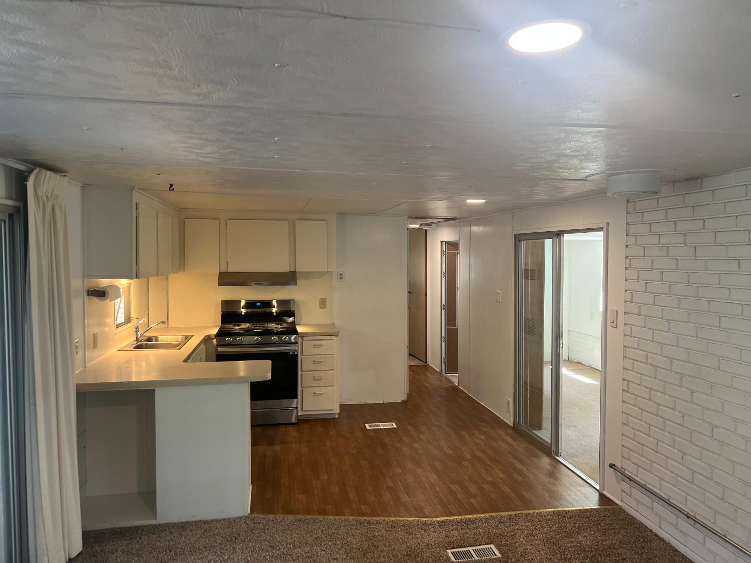 39597 Evergreen Dr, Oakhurst, CA 93644