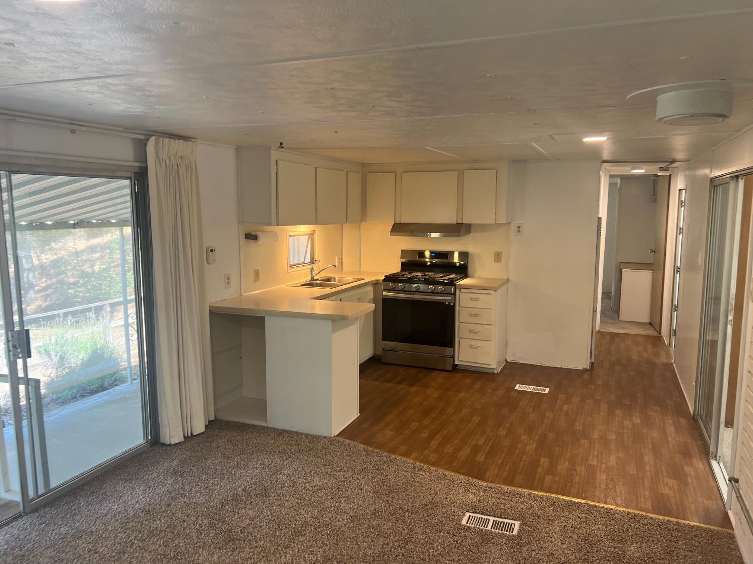 39597 Evergreen Dr, Oakhurst, CA 93644