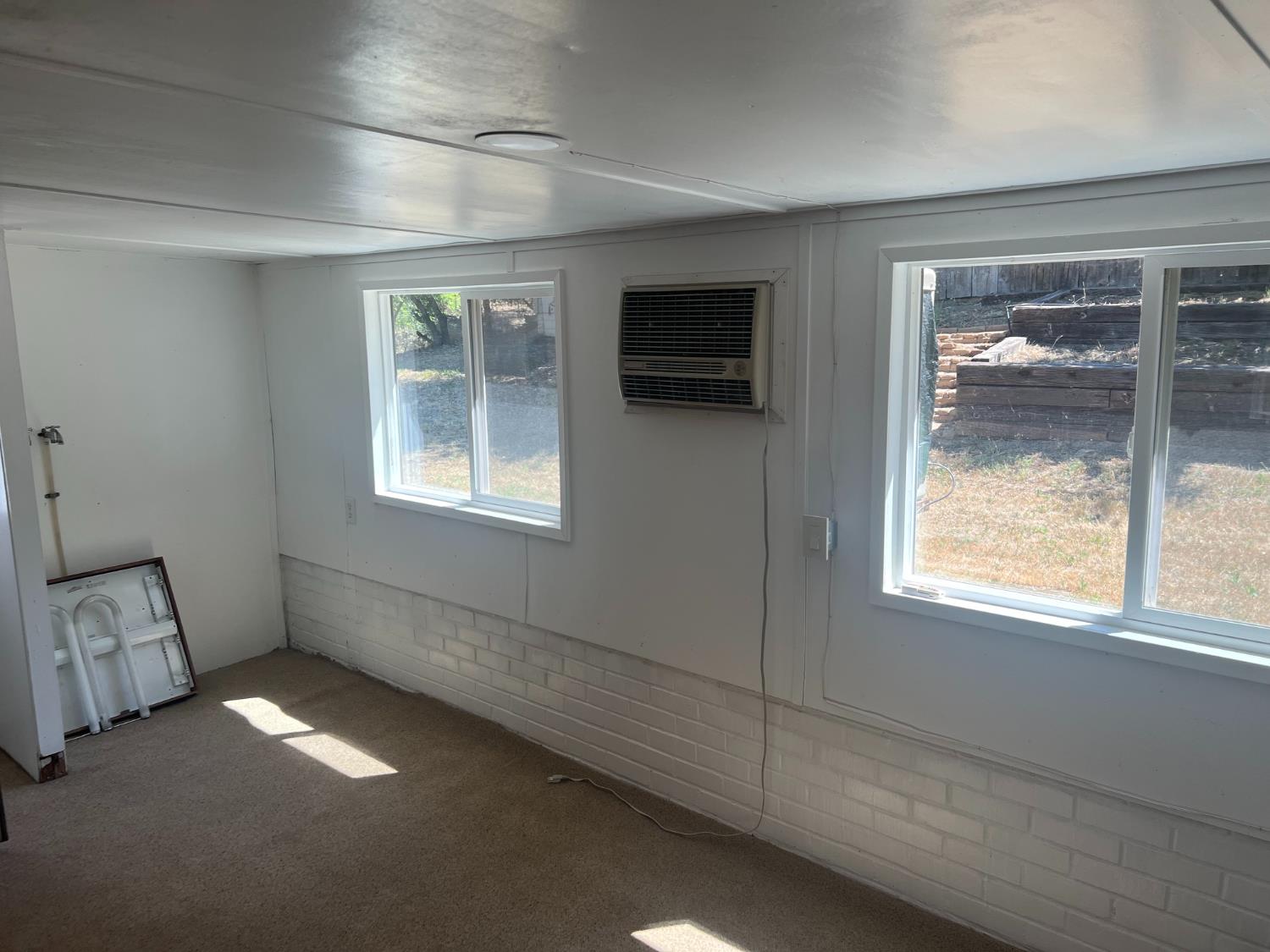 39597 Evergreen Dr, Oakhurst, CA 93644