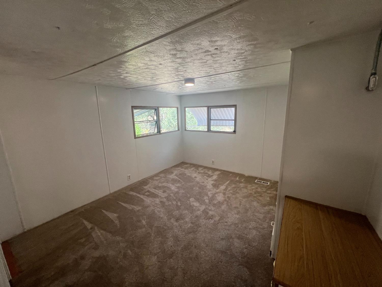 39597 Evergreen Dr, Oakhurst, CA 93644