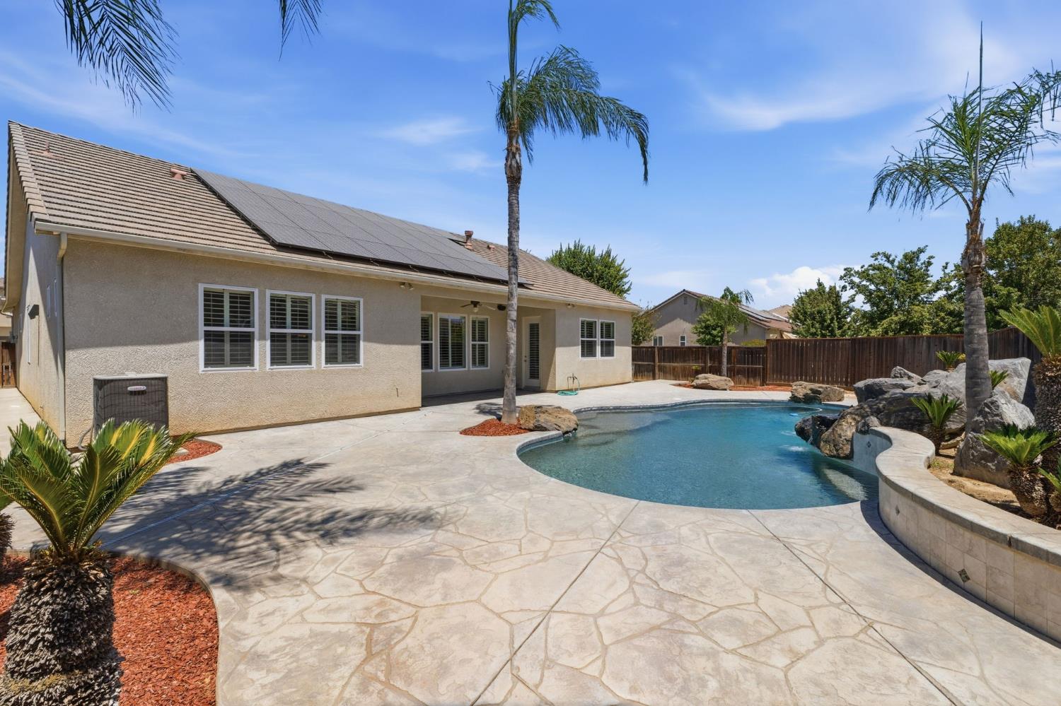 6105 W Los Altos, Fresno, CA 93722