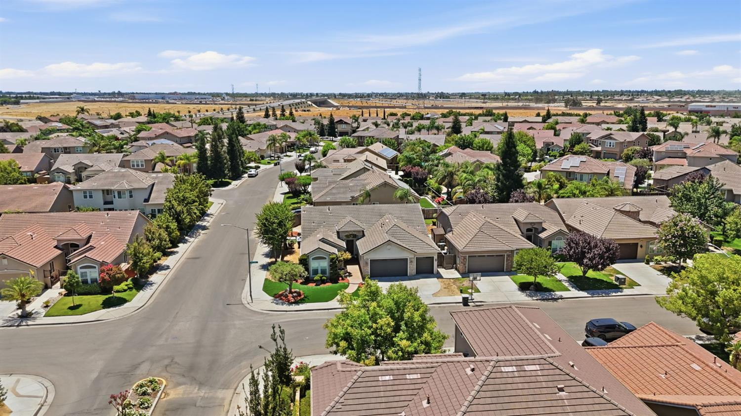 6105 W Los Altos, Fresno, CA 93722