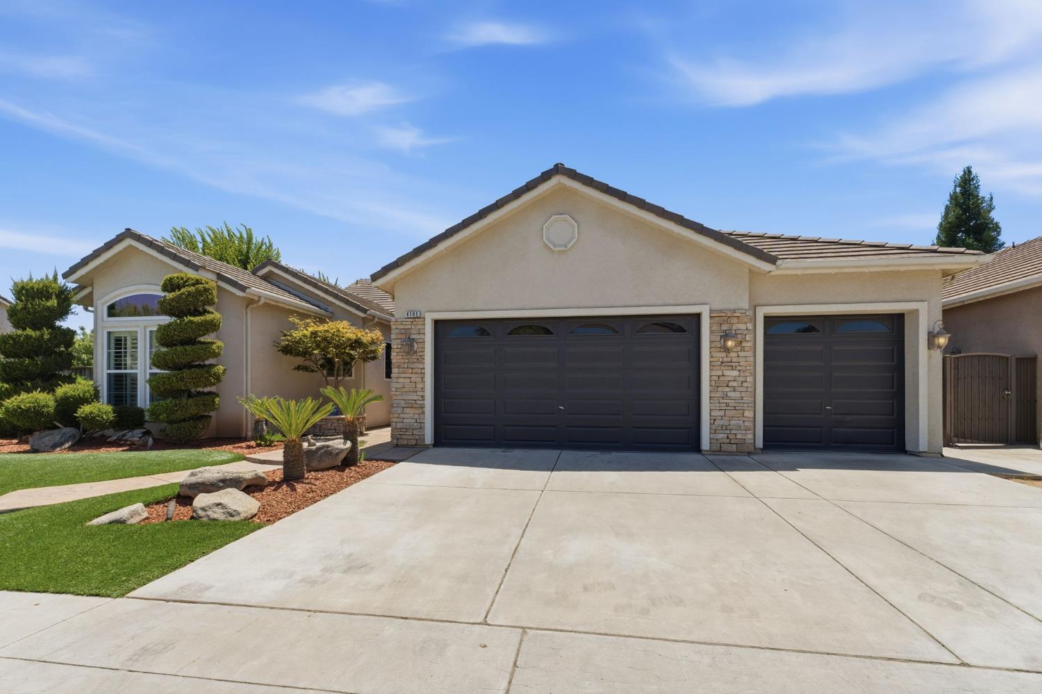 6105 W Los Altos, Fresno, CA 93722