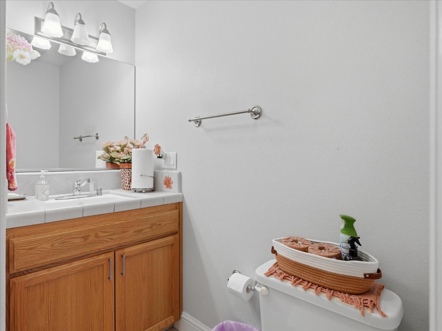34387 Summerhill Ln, Coarsegold, CA 93614