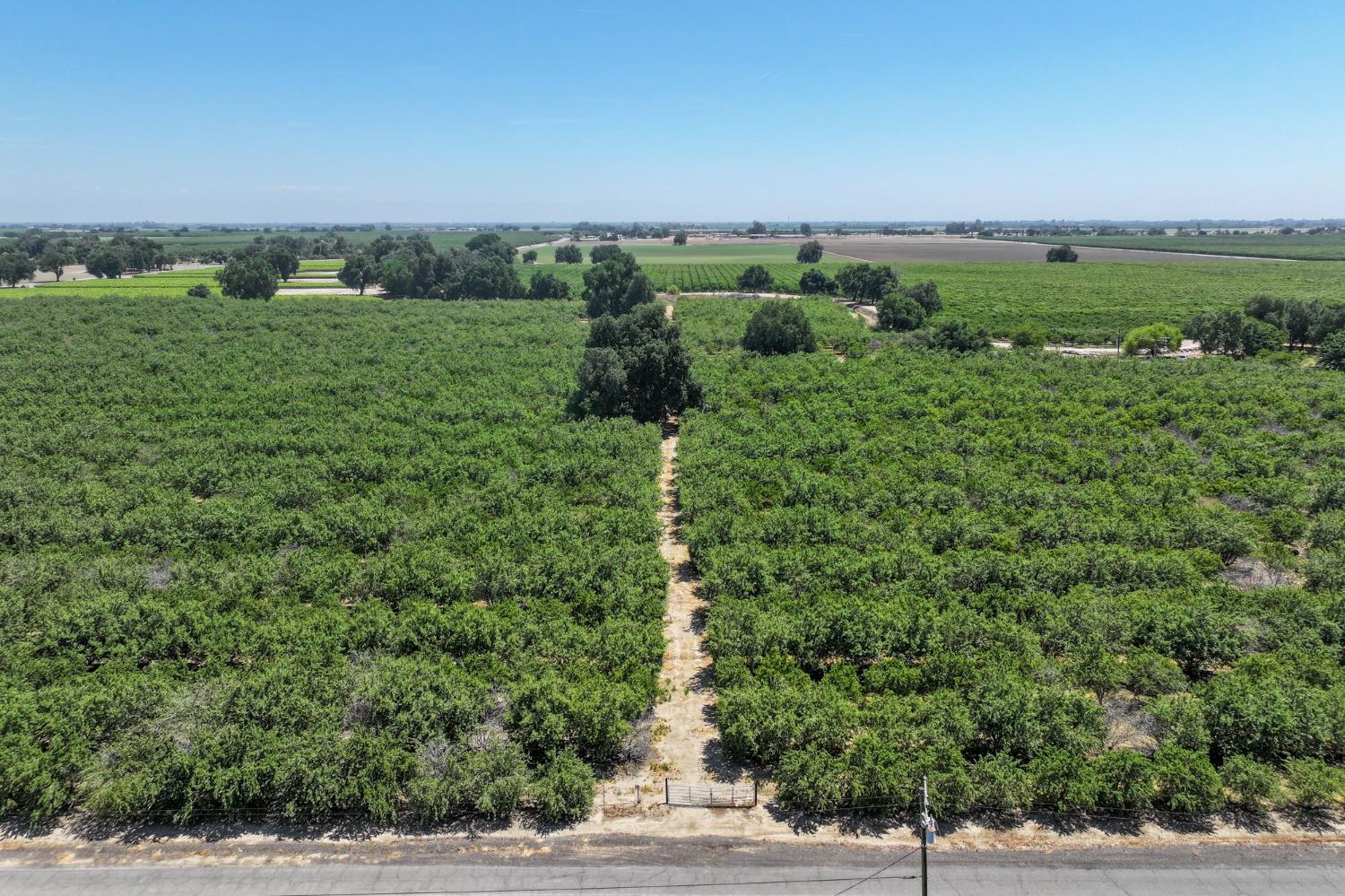 9031 21St Ave, Lemoore, CA 93245